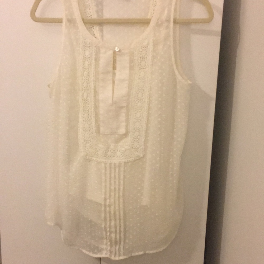 Lacy detail shirt w built in camisole